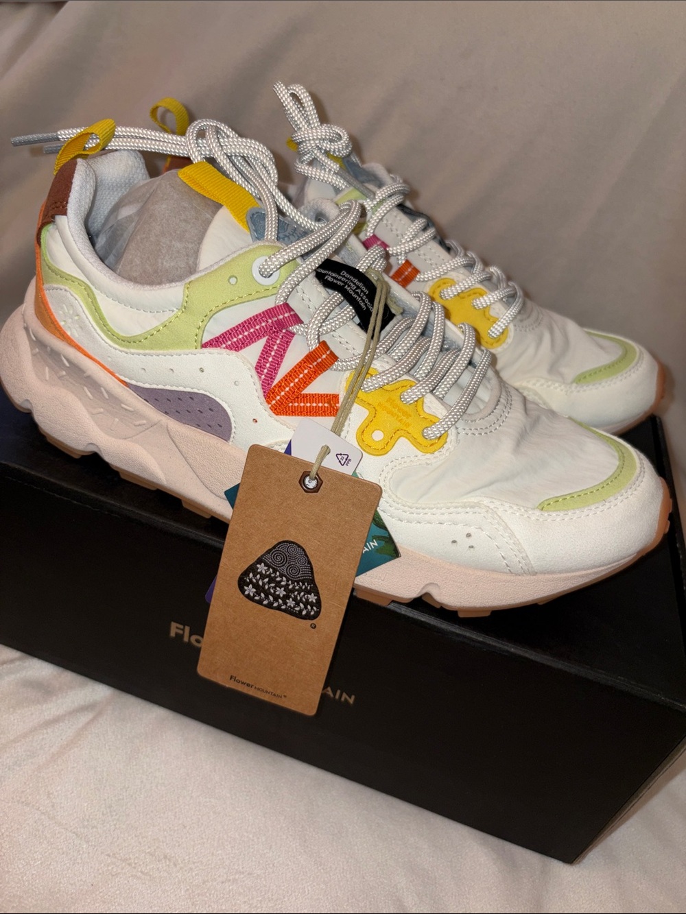 NWT Flower Mountain YAMANO 3 WOMAN KAISO - Eco-suede technical fabric Sneaker - Picture 9 of 15